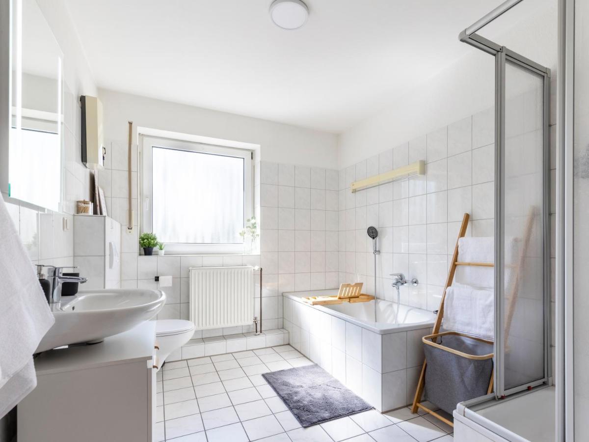 Arena In Der Naehe - Tiefgarage - Balkon - Kueche - Smart Tv Apartman Gelsenkirchen Kültér fotó